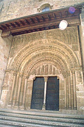 Leyre portico.jpg